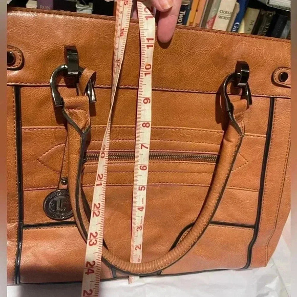 London Fog cognac faux leather tote bag large - Picture 7 of 12